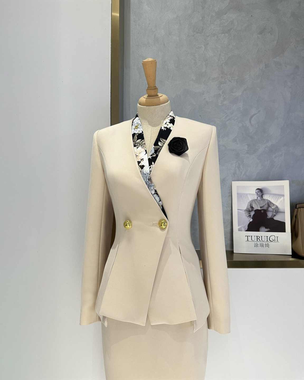 Ensemble de costume élégant po - Women Formal Wear For Conference avis et prix